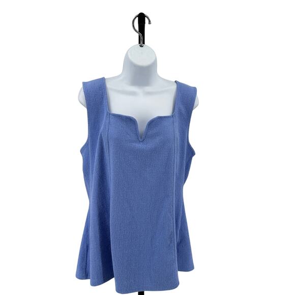 Ava & Viv Tank Top WMNS 2X Plus Blue Split V-neckline Sleeveless Preppy Blouse - Picture 1 of 8